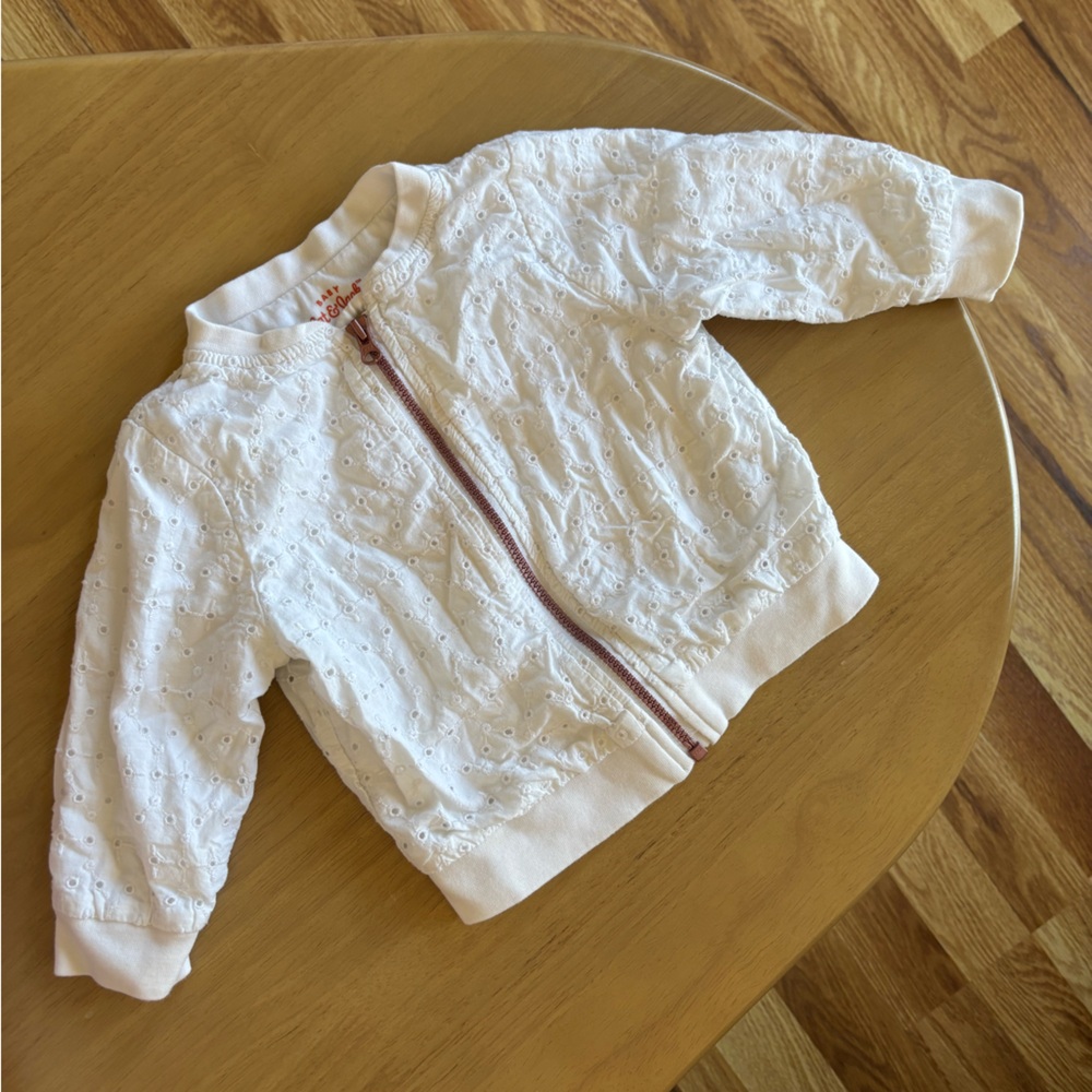 Cat & Jack White Eyelet Zip Front Baby Jacket with Rose Gold Zipper - Picture 3 of 3